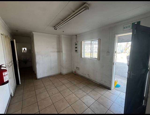 2,117M² WAREHOUSE TO LET IN BENONI SOUTH